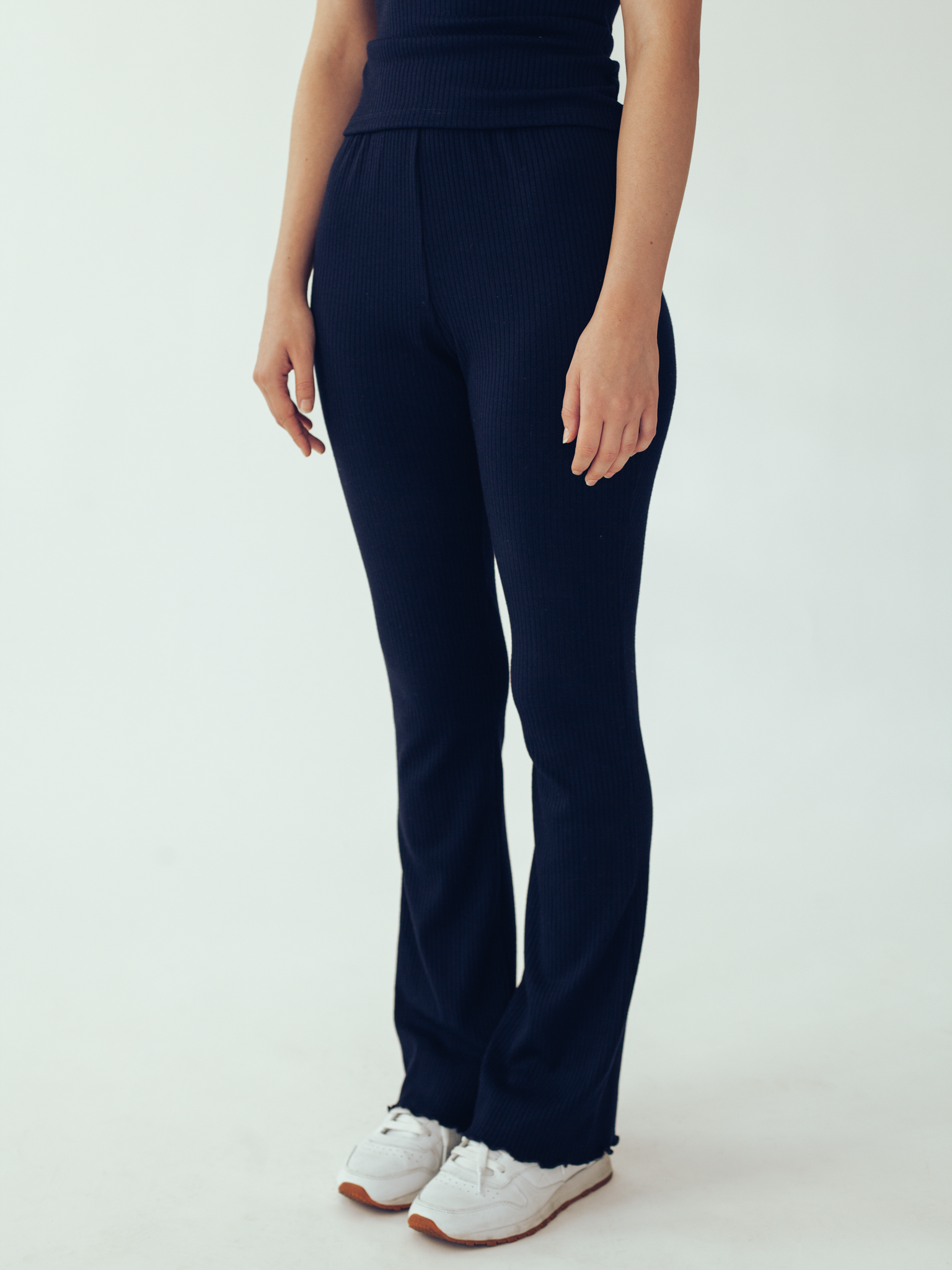 Ribbed Knit Pants in Navy